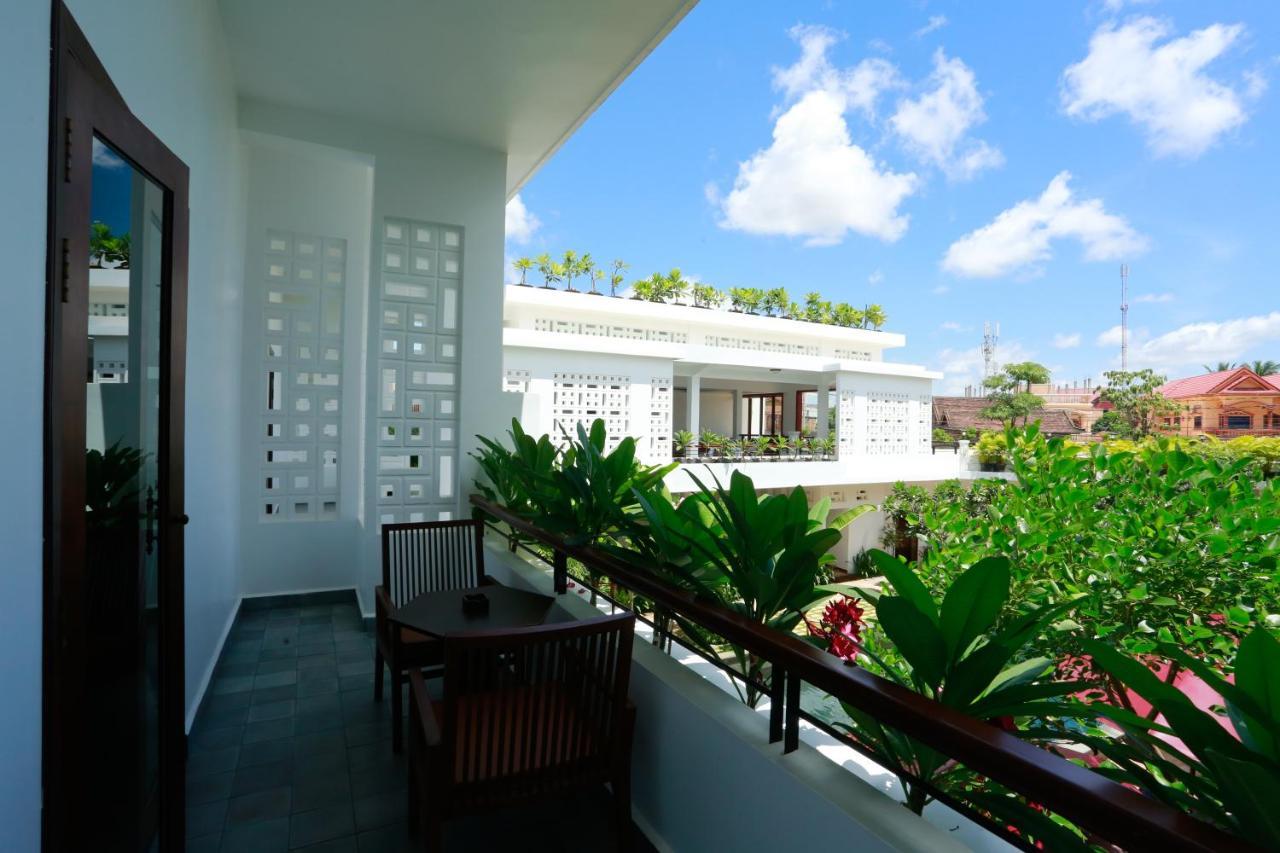 The Moon Residence & Spa Сием Реап Екстериор снимка